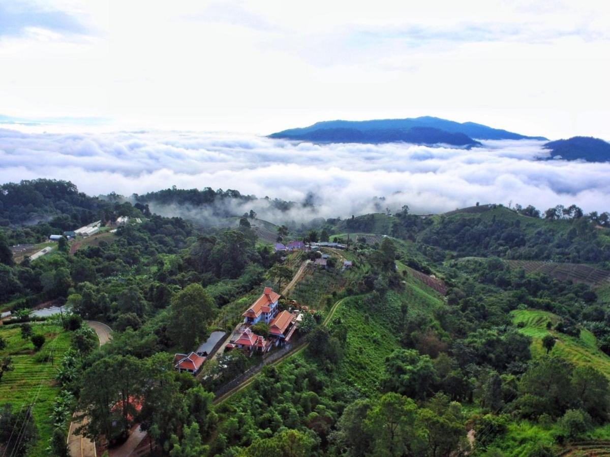 Phu Mork Dao Resort Pong Yaeng Екстериор снимка